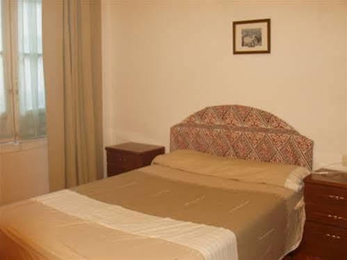 Hostal Bayon León Kültér fotó