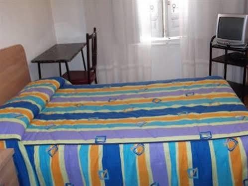 Hostal Bayon León Kültér fotó