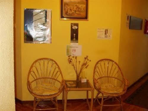 Hostal Bayon León Kültér fotó