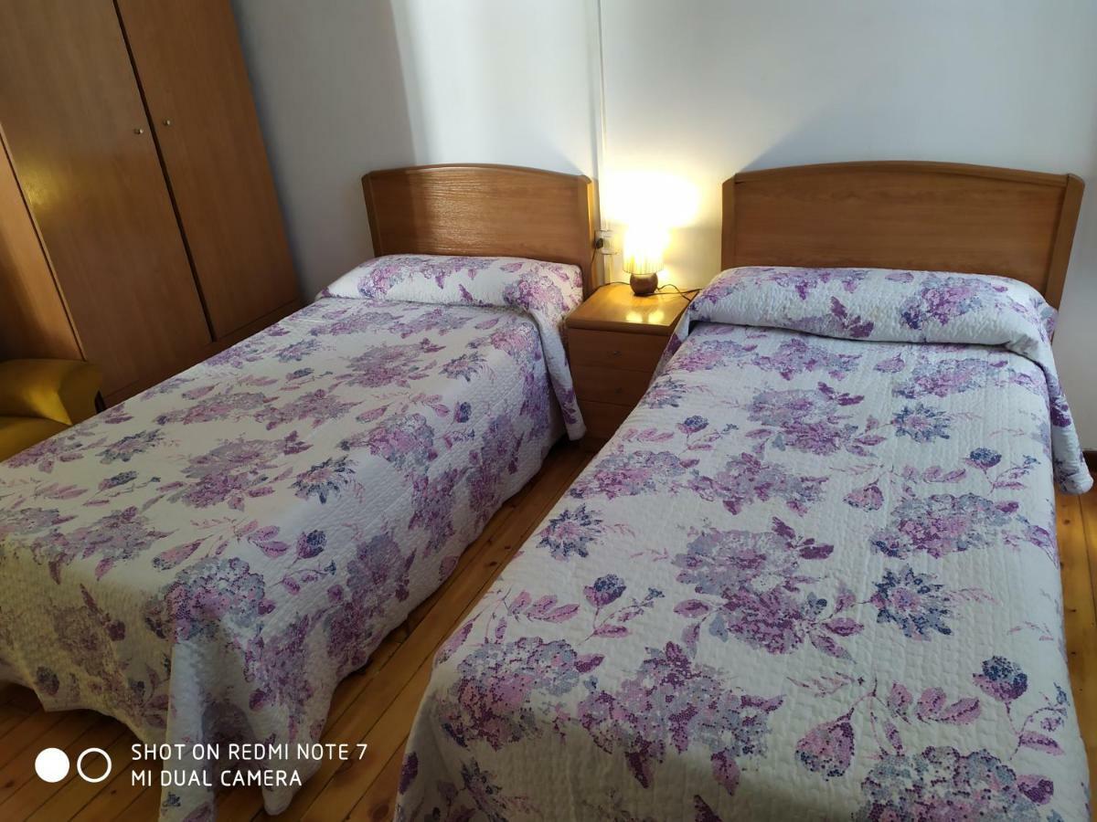 Hostal Bayon León Kültér fotó